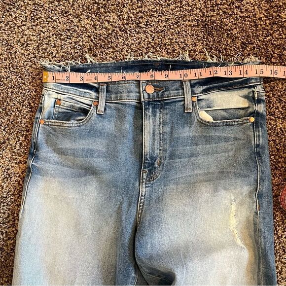 Level 99 Crop Step Frayed Hem - Picture 10 of 12